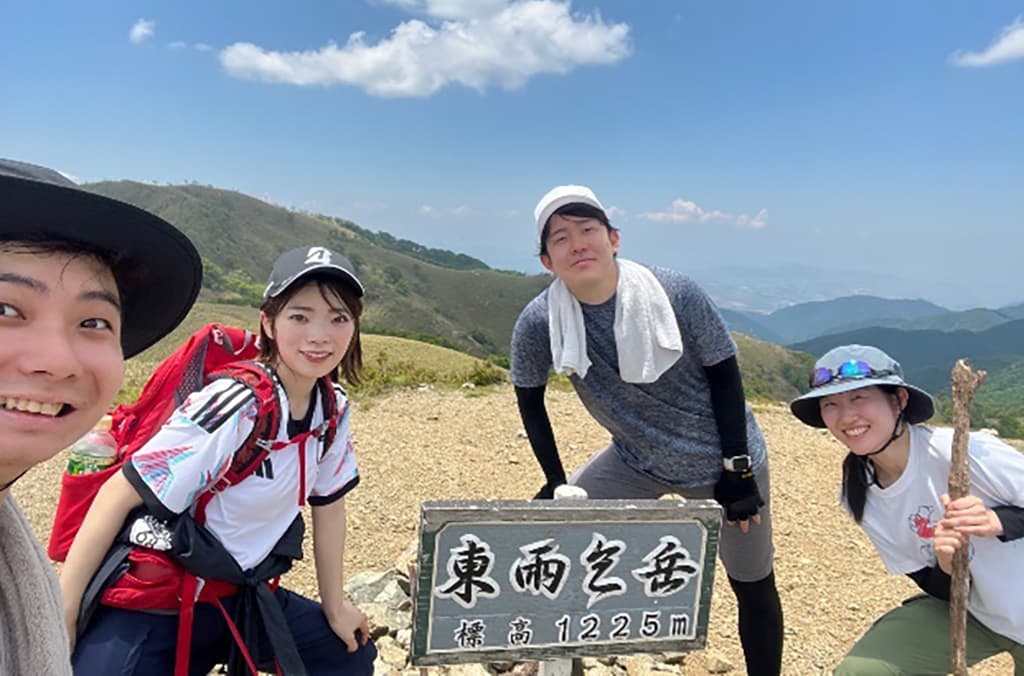 休日には同期・先輩と登山。名古屋は山が近い！