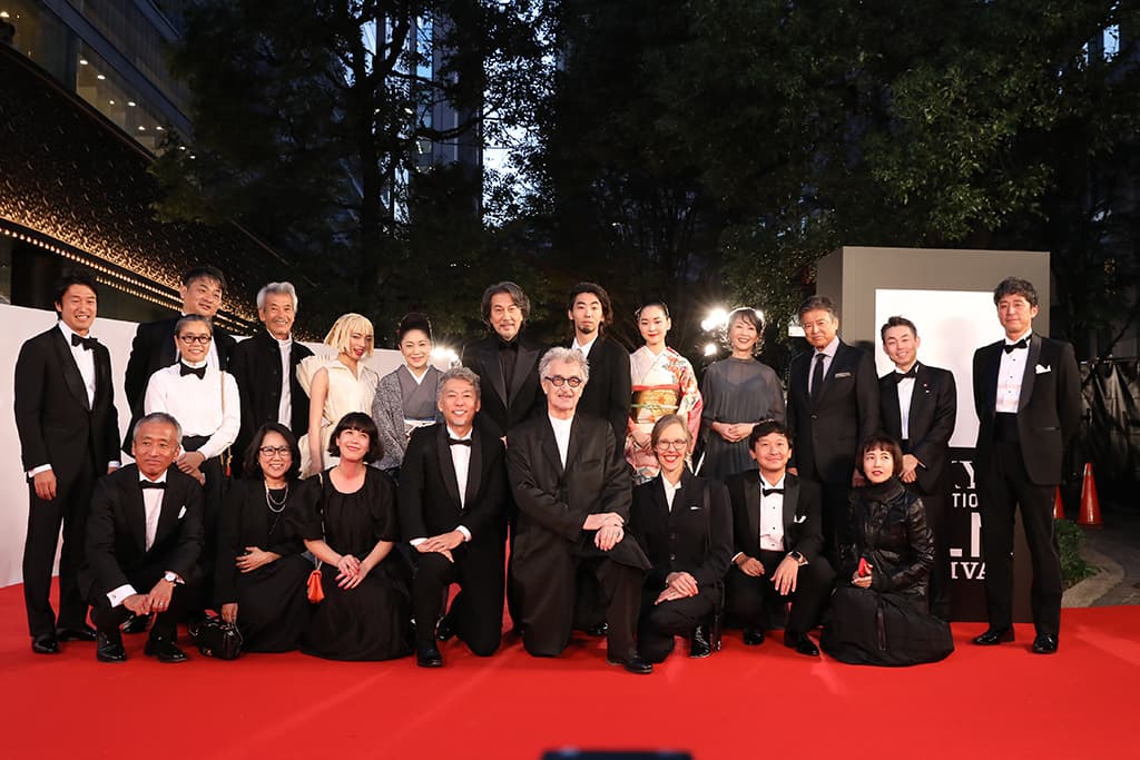 東京国際映画祭の様子。ヴィム監督が小津監督を語るムービーやトークセッション、<br />小津映画をデジタル化して上映するイベントなど、さまざまな機会が生まれた。