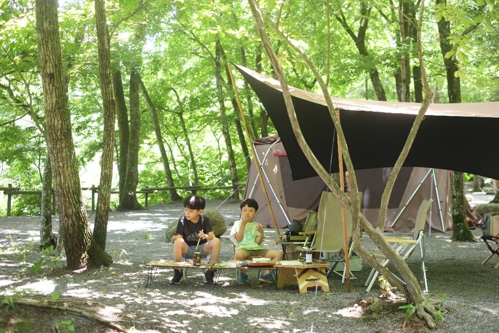 休みになると、月2回ペースでキャンプに行っています