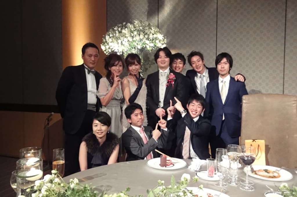 新入社員時の研修班でサブリーダーの結婚式へ