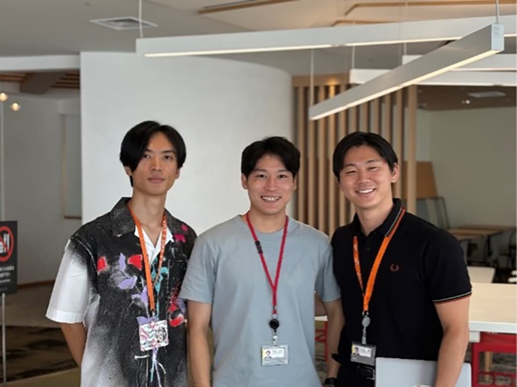 データマーケティング局のトレーナーと